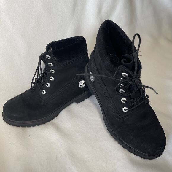 Timberland Women's Size 8 Black Nubuck Leather Boots , EUC! - Picture 2 of 6